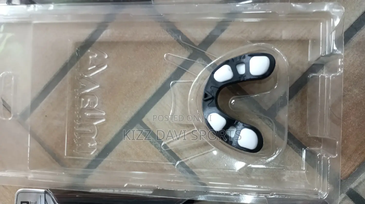 Original Boxing Teeth Guard Venum