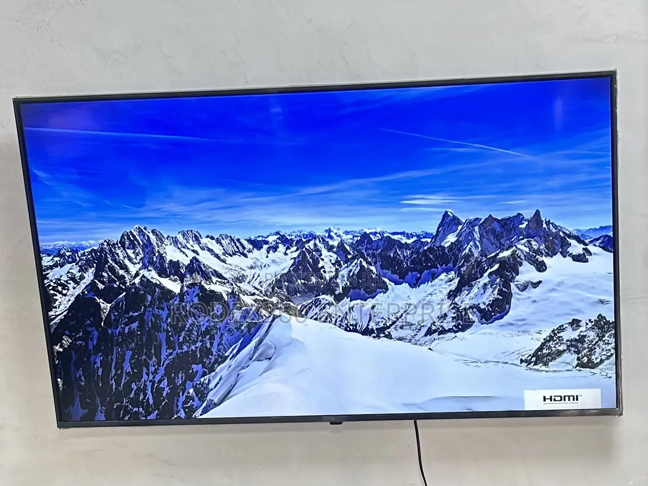 50-inch Lg Uhd Smart Tv Up Model For Sale