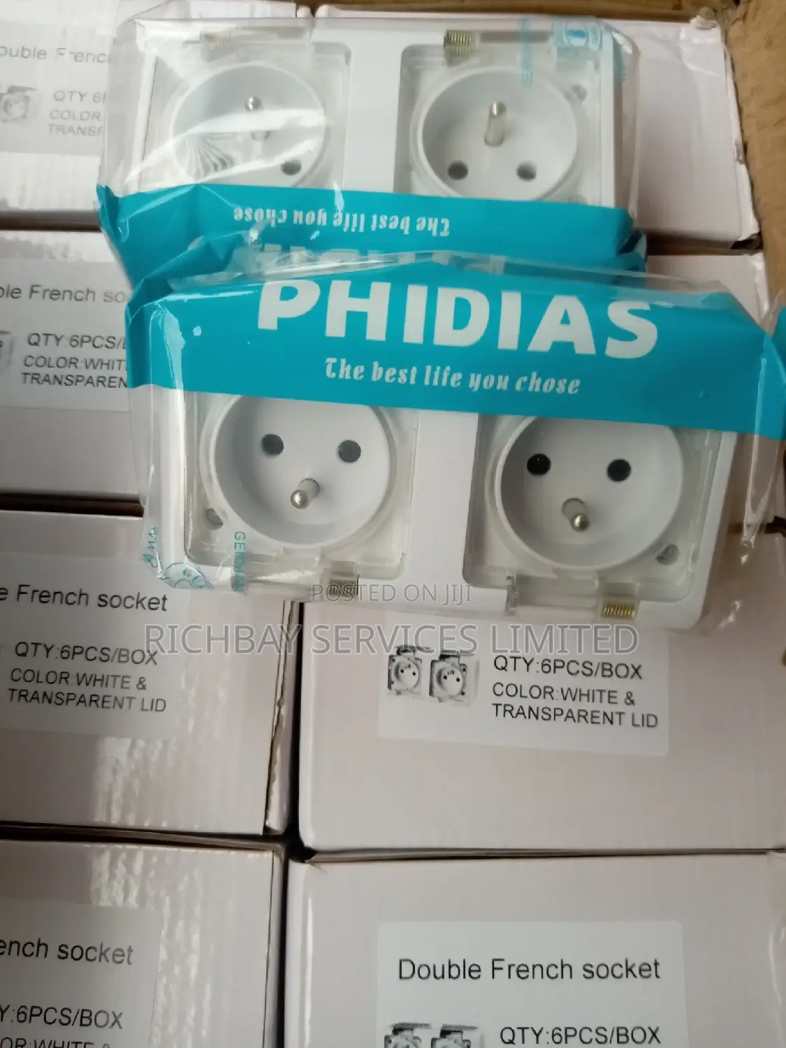 French Type Double Surface Socket 16A 250vac IP54