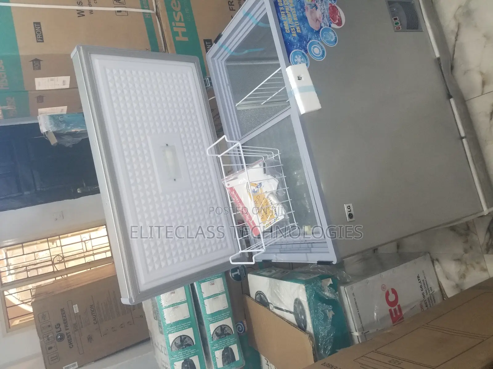 CLG 320 Chest Freezer 300L.(Smart Choice)