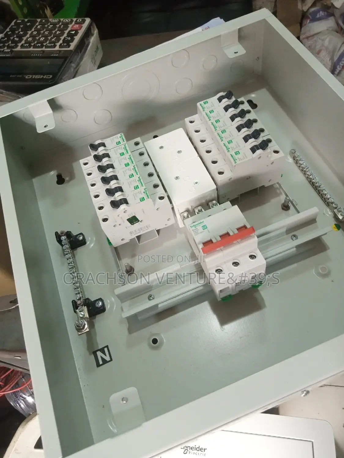 Eazy9 Distribution Board D4 Schneider Electric