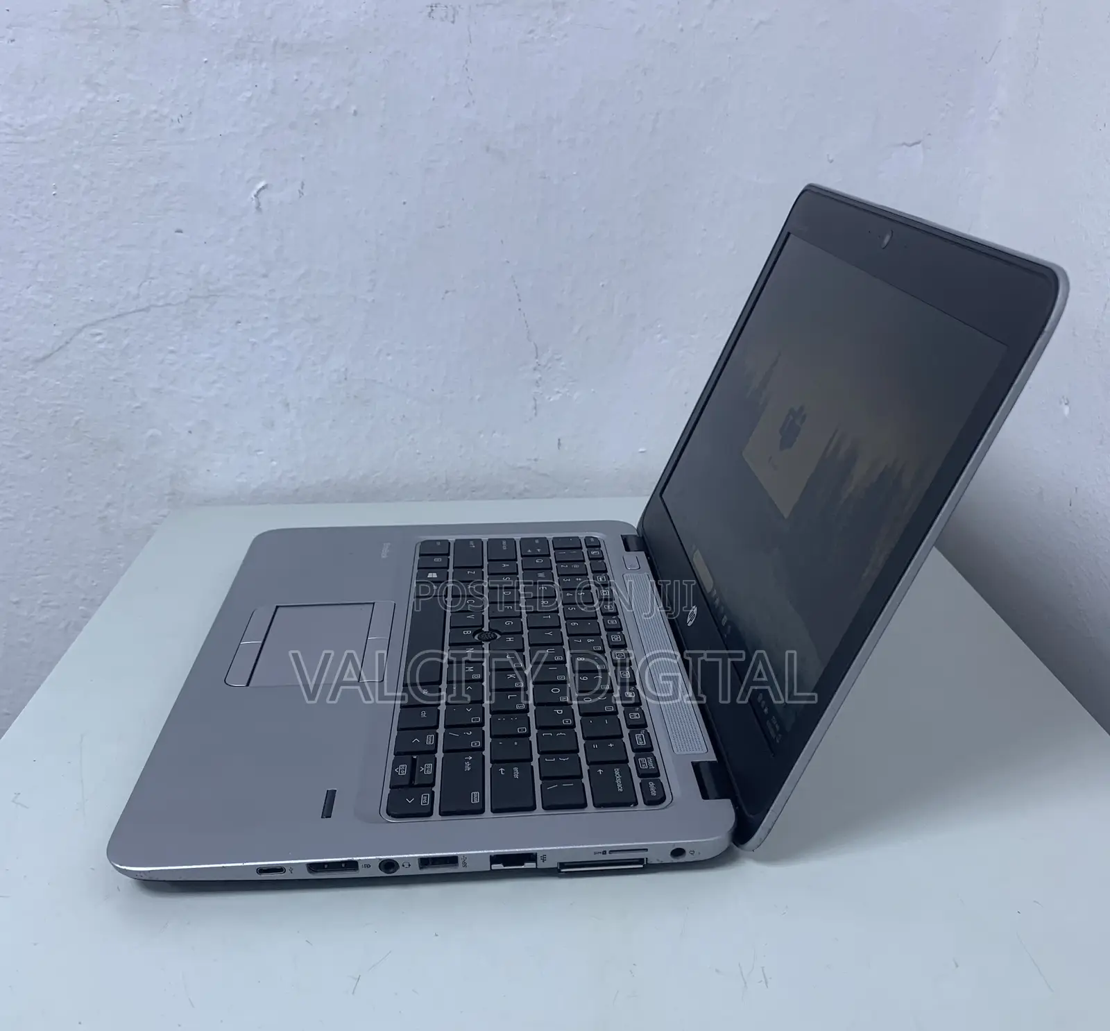 Laptop HP EliteBook 820 G4 16GB Intel Core I7 SSD 256GB