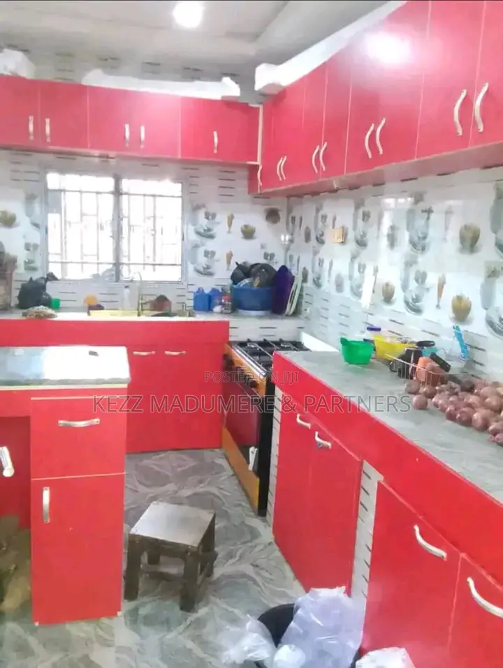 4bdrm Bungalow in Igwuruta , Ph ,, Port-Harcourt for sale
