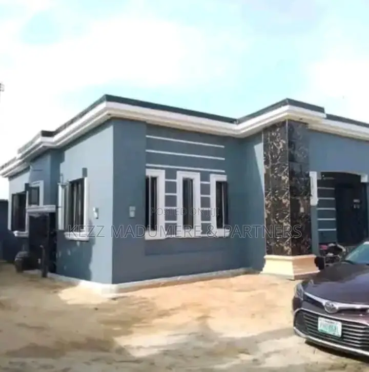 4bdrm Bungalow in Igwuruta , Ph ,, Port-Harcourt for sale