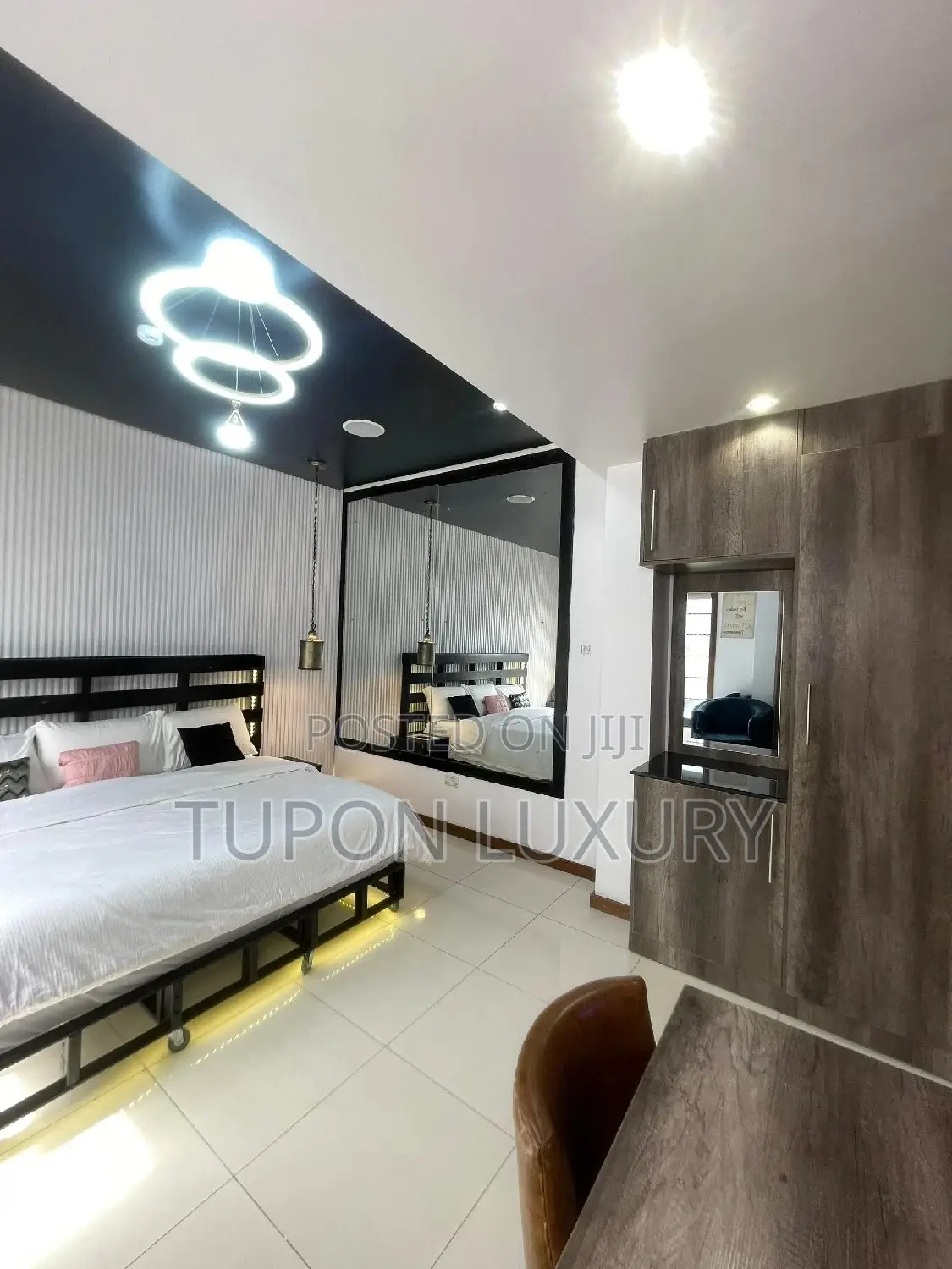 Newly Launched 1bed With Ps5, Pool, Study Area Etc