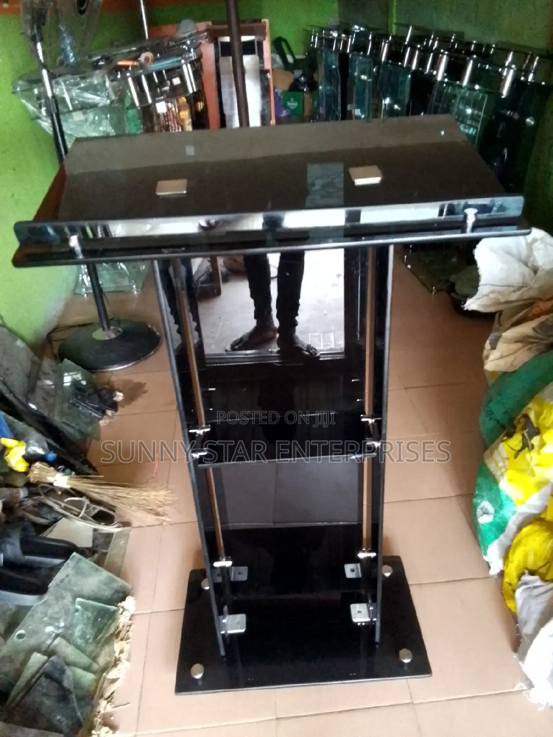 High Quality Morden Thick Glass Pulpit For Church