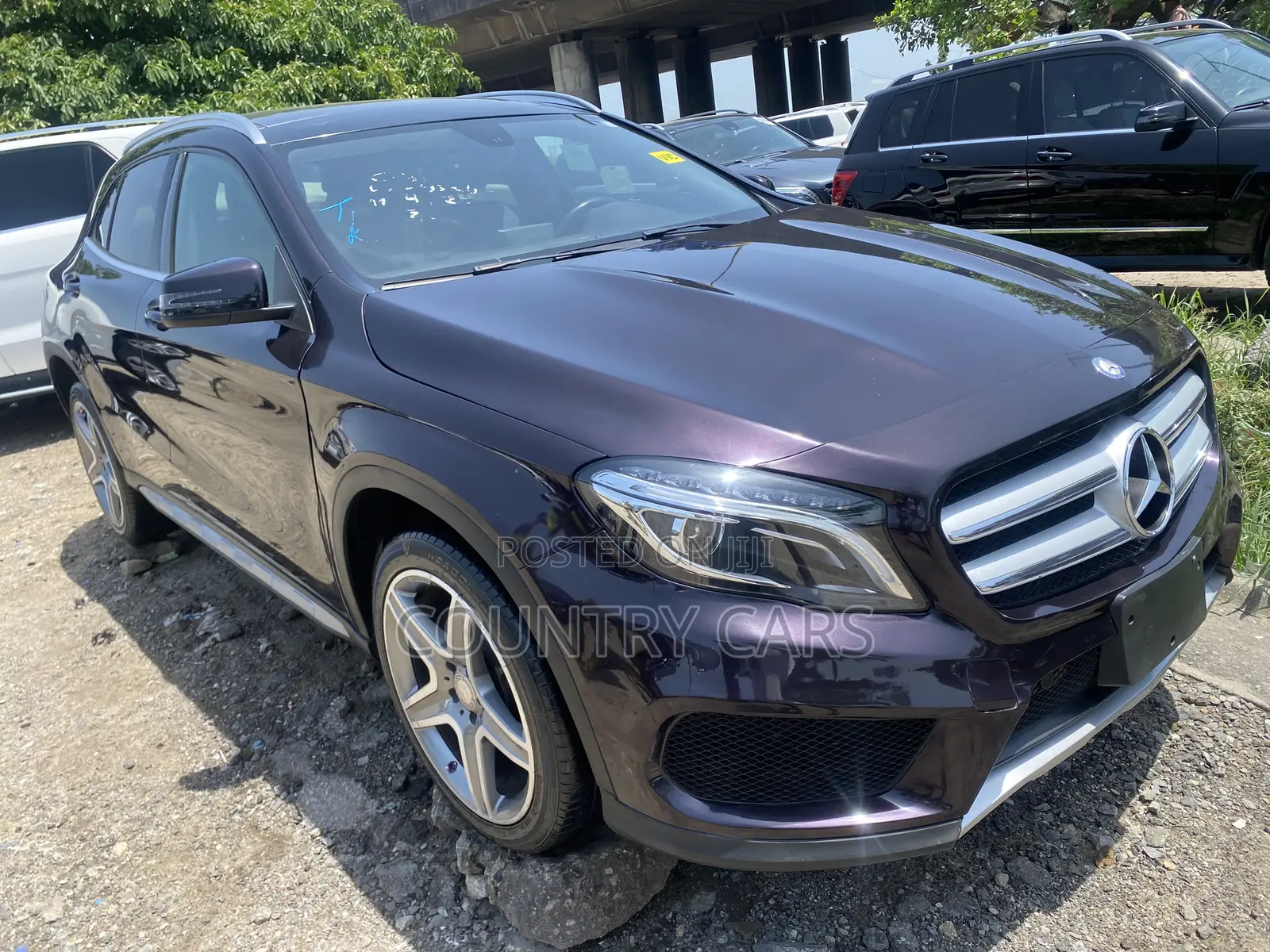 Mercedes-Benz GLA 250 2016 Purple