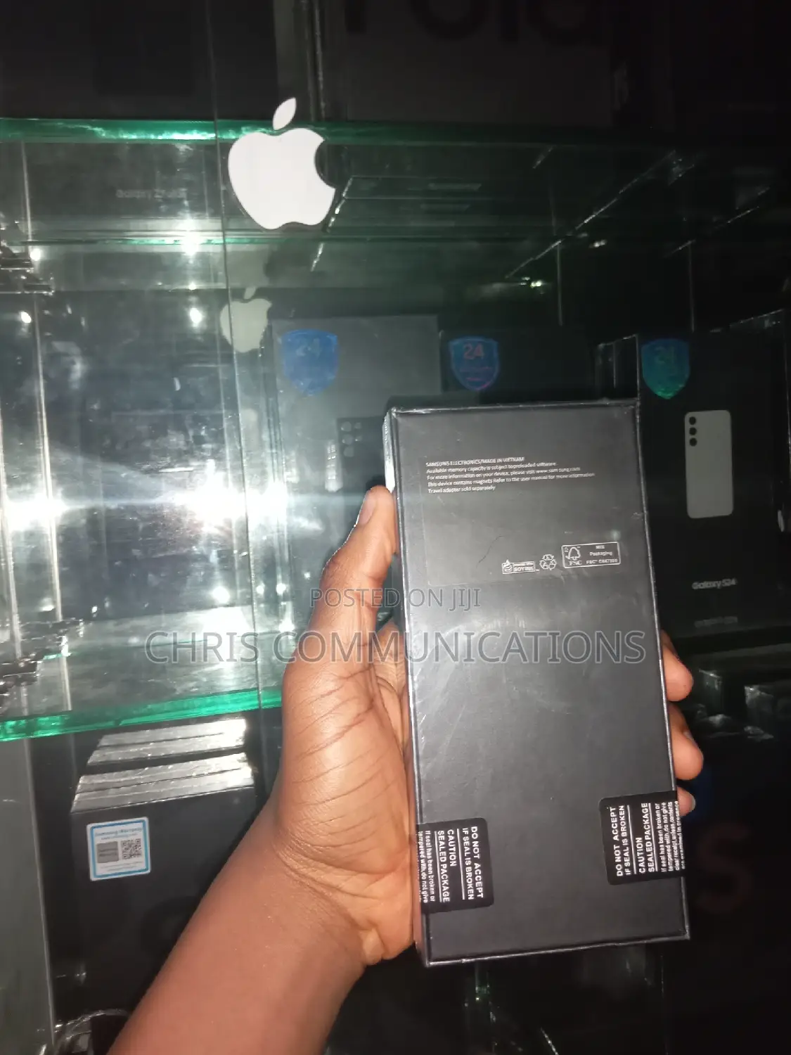New Samsung Galaxy Z Flip4 256 GB Purple