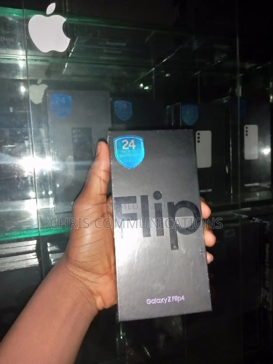 New Samsung Galaxy Z Flip4 256 GB Purple