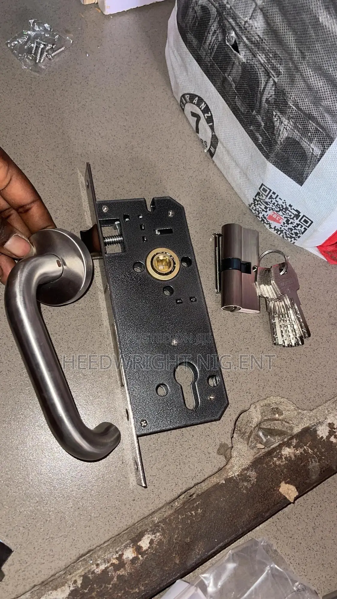 S-Steel Onrose Wooden and Iron Door Lock