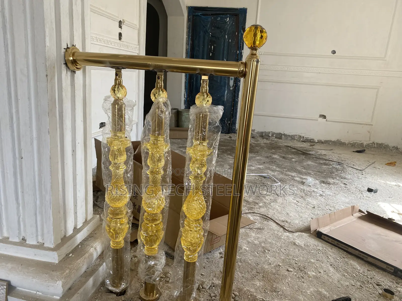 Crstal Rails for Dinning