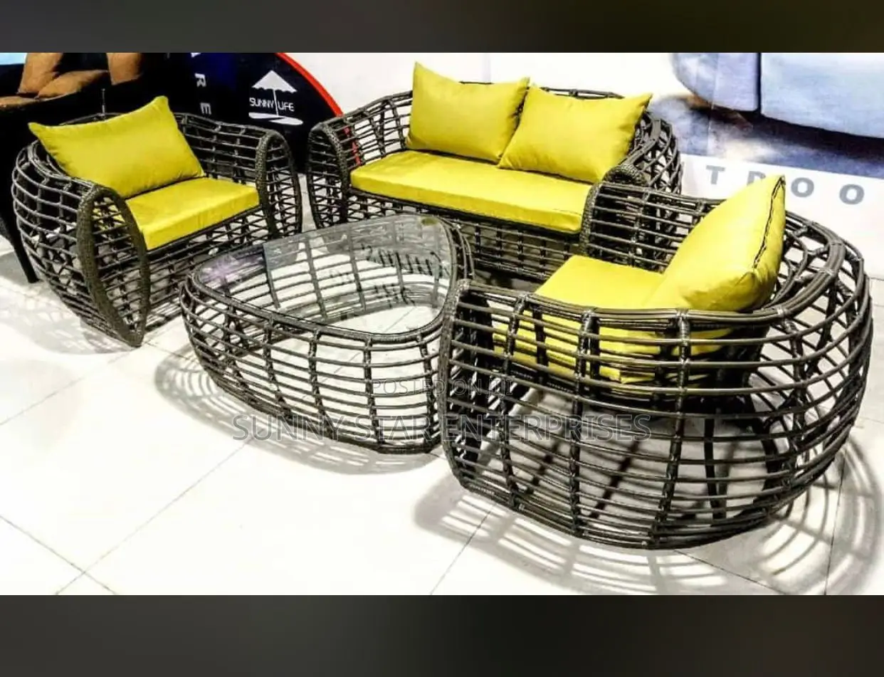 High Quality Morden Executive Set of Cane Chair and Table