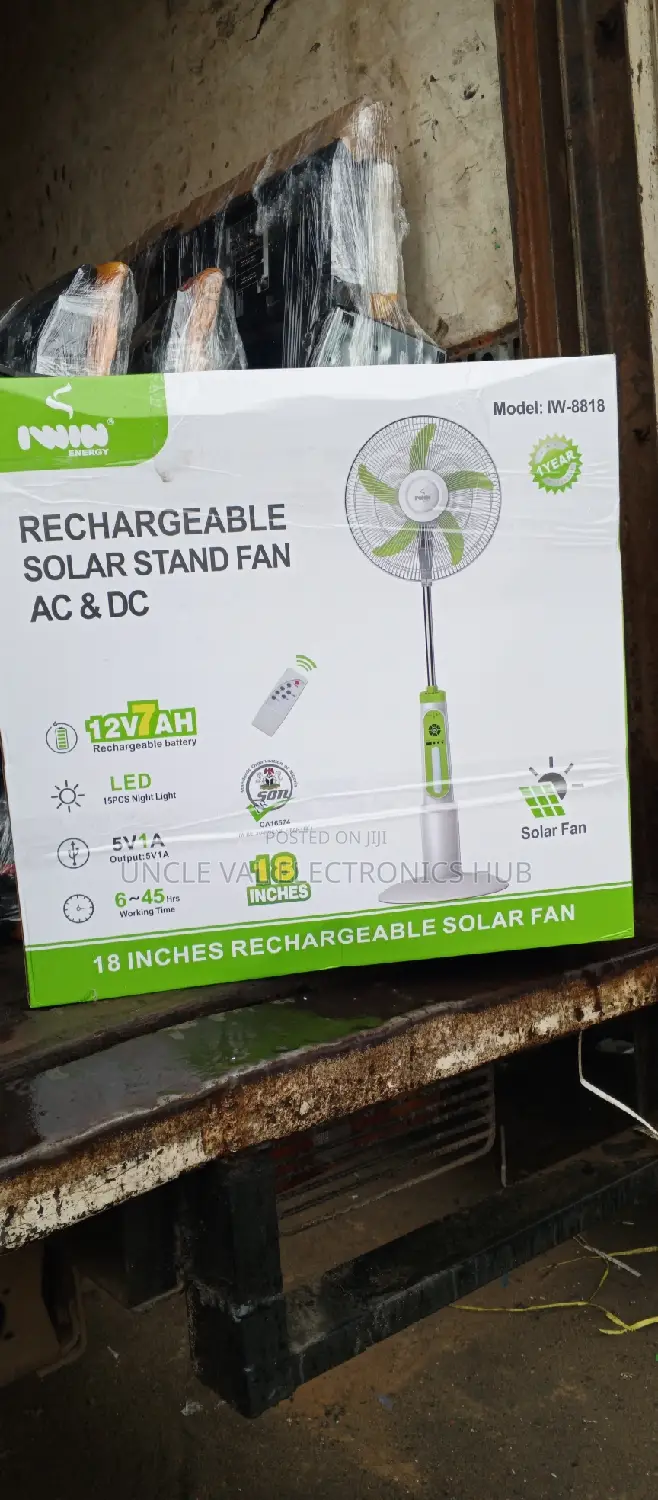 Iwin Energy 18" Rechargeable Solar Fan