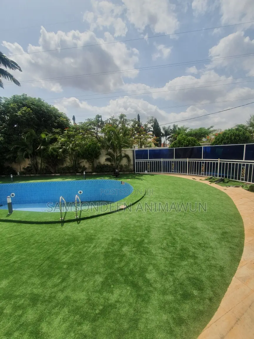 Artificial Grass for Pool. (+ Free Installation)