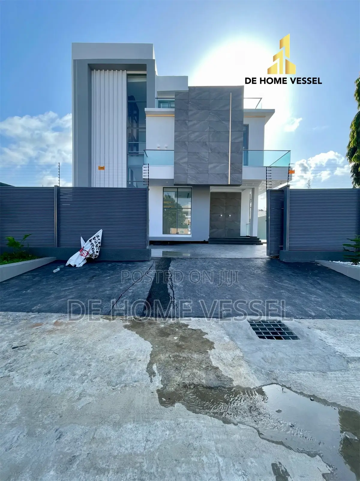 5bdrm Duplex in Lekki Phase 1 for sale