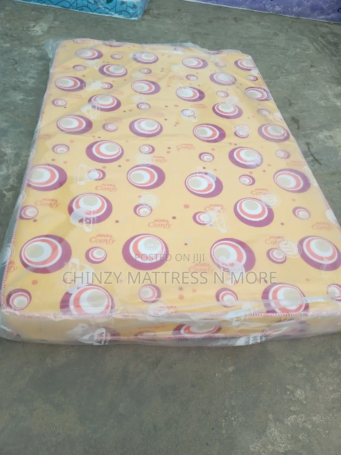 3.5*6*8inches Thickness Mouka Comfy Mattress