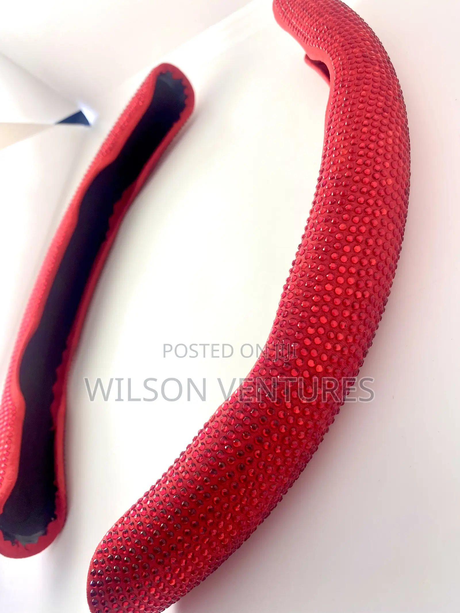 Diamond Encrusted Steering Wheel Grip for All Cars