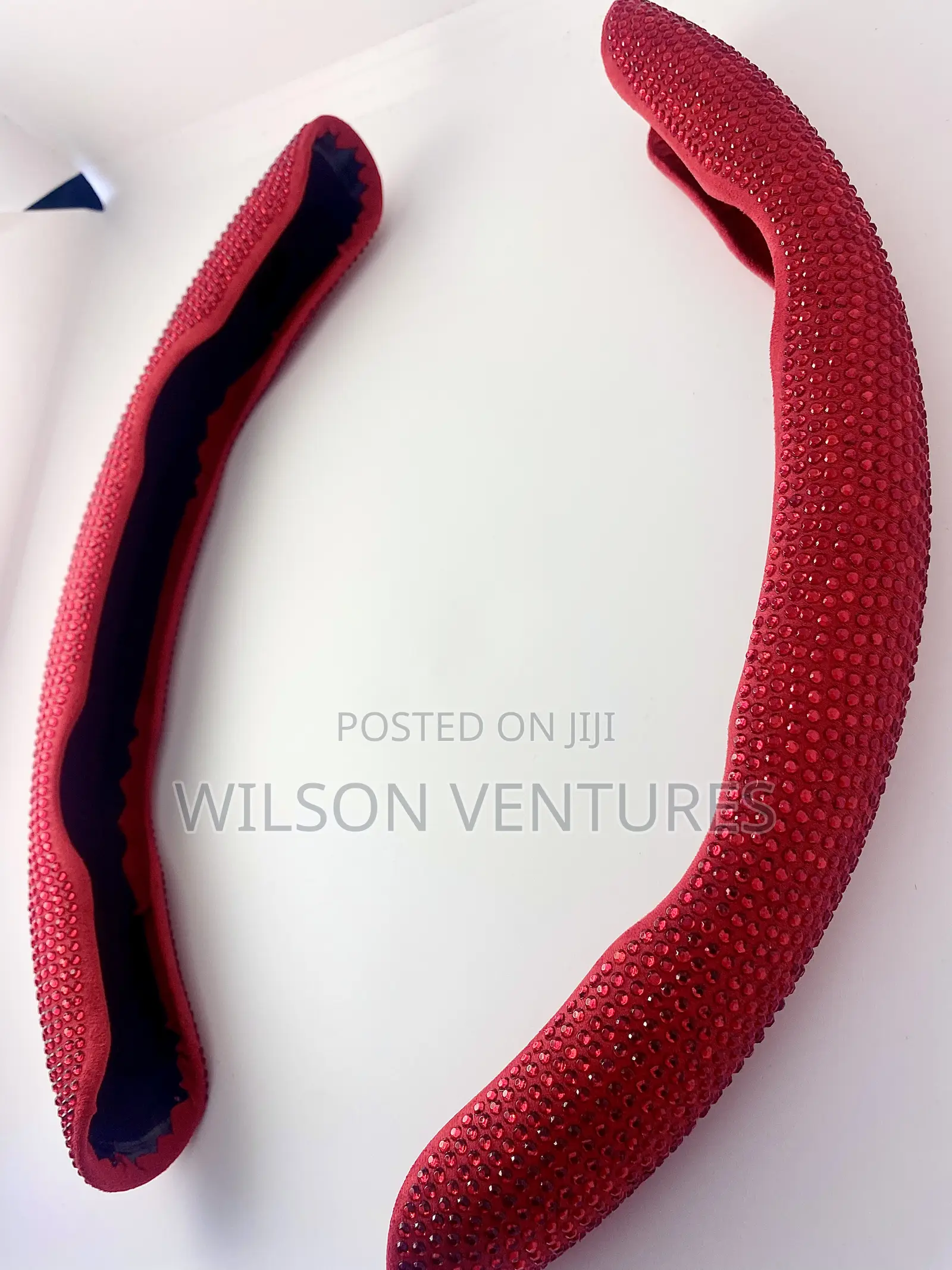 Diamond Encrusted Steering Wheel Grip for All Cars