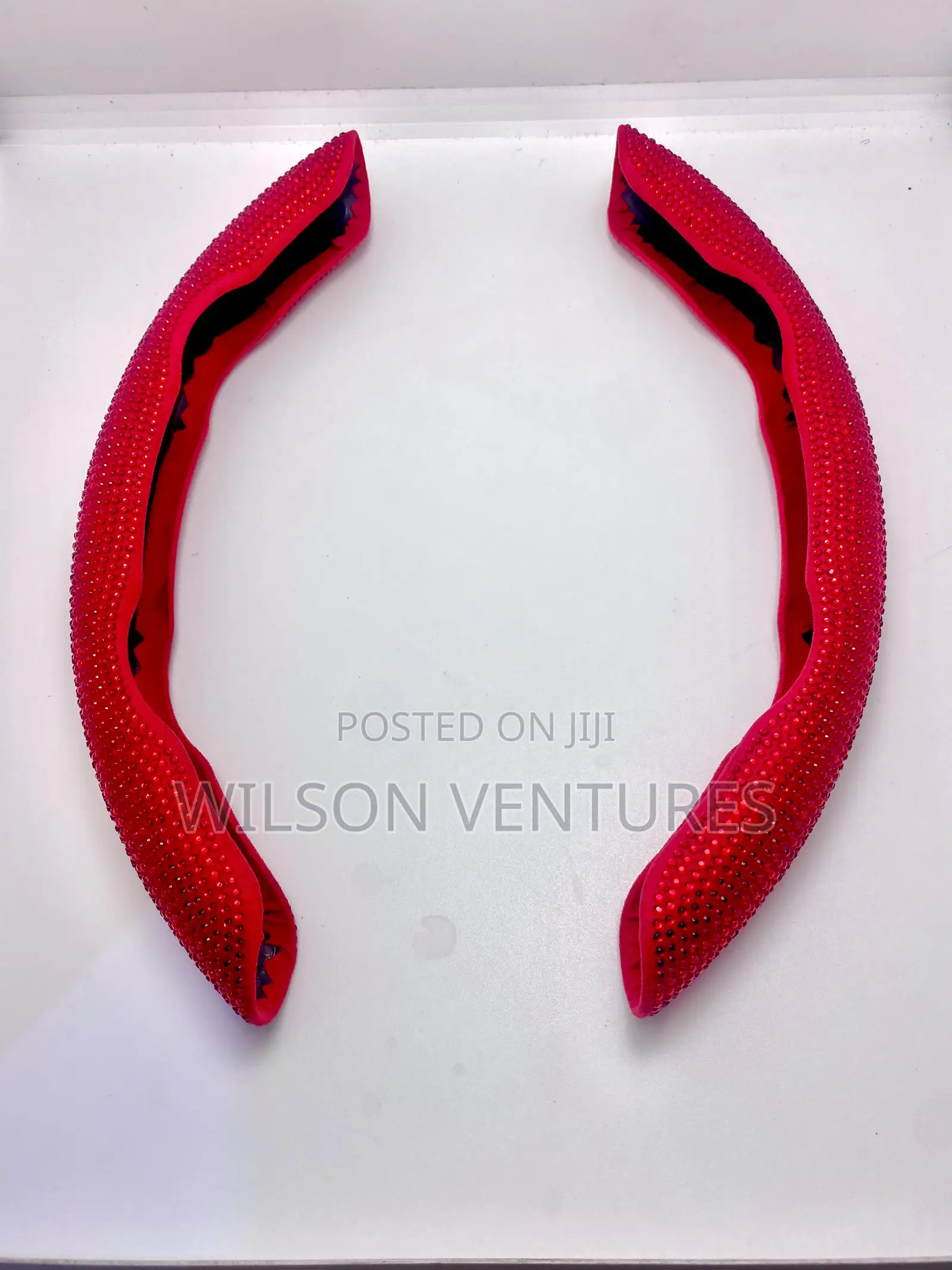 Diamond Encrusted Steering Wheel Grip for All Cars