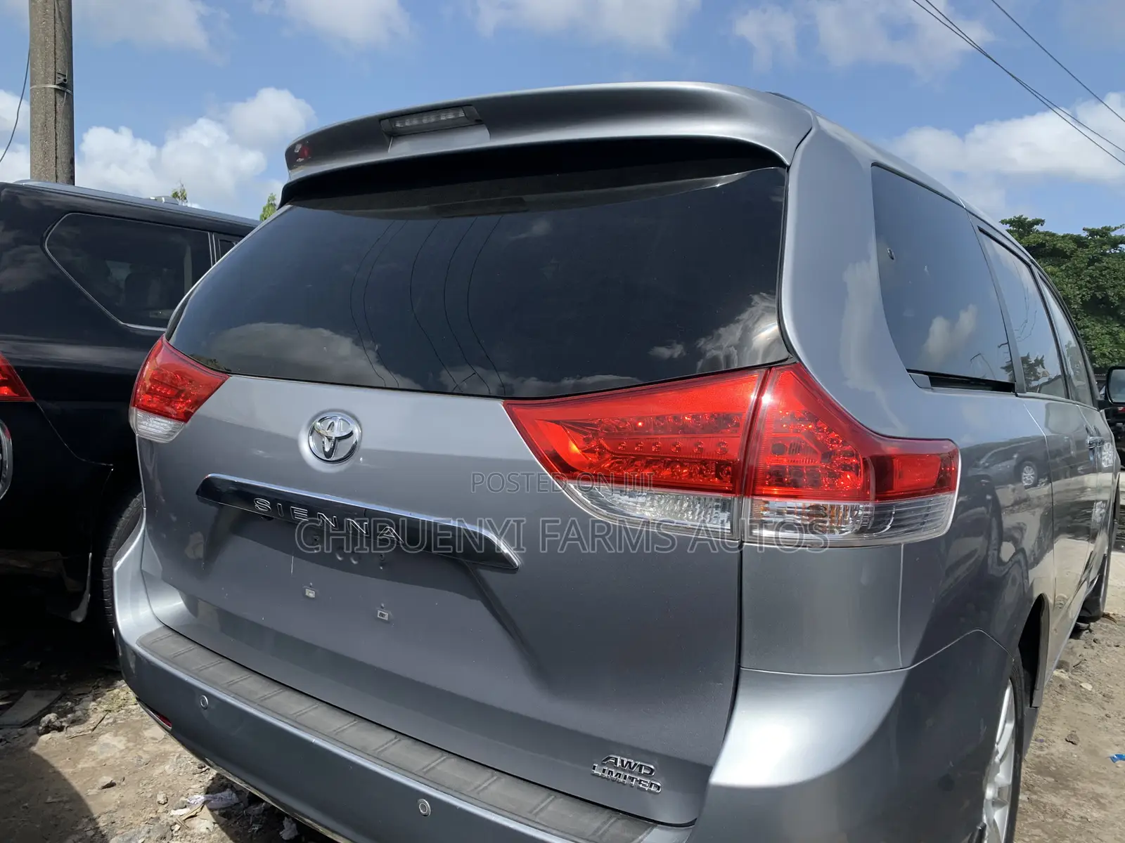 Toyota Sienna Limited AWD 7-Passenger 2013 Silver