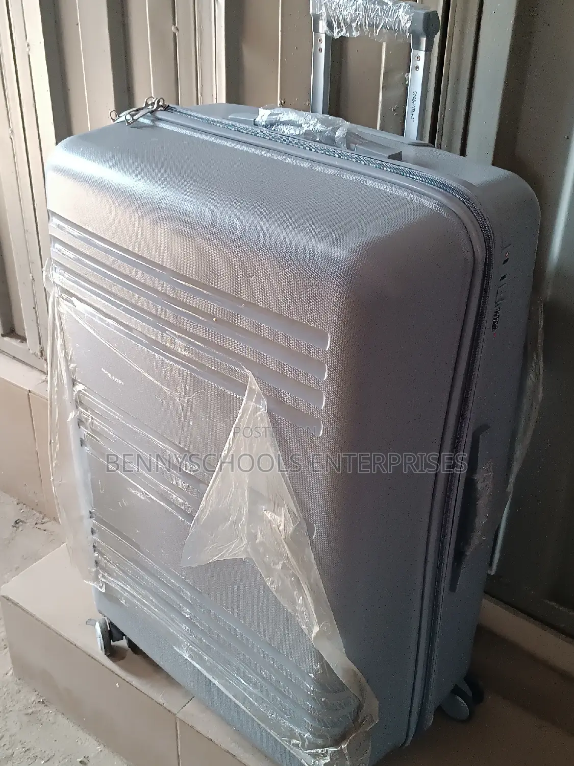 Big Unbreakable Elastic Rubber Travelling Luggage Box