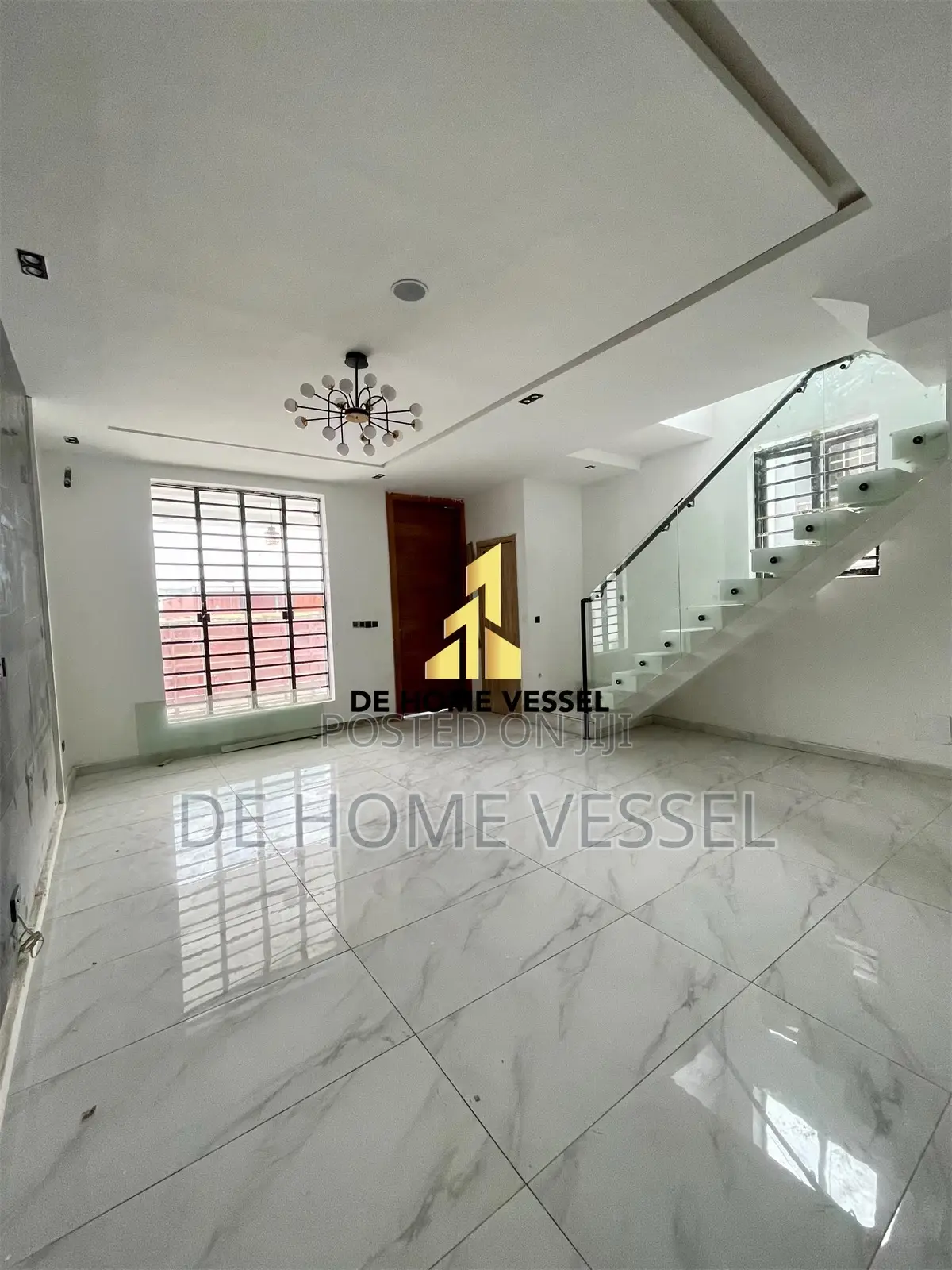 4bdrm Duplex in Ikota for sale