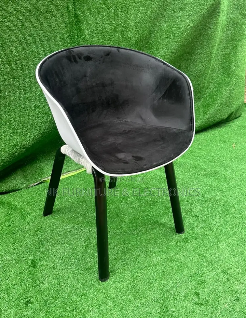 Multipurpose Chair With Metal Legs