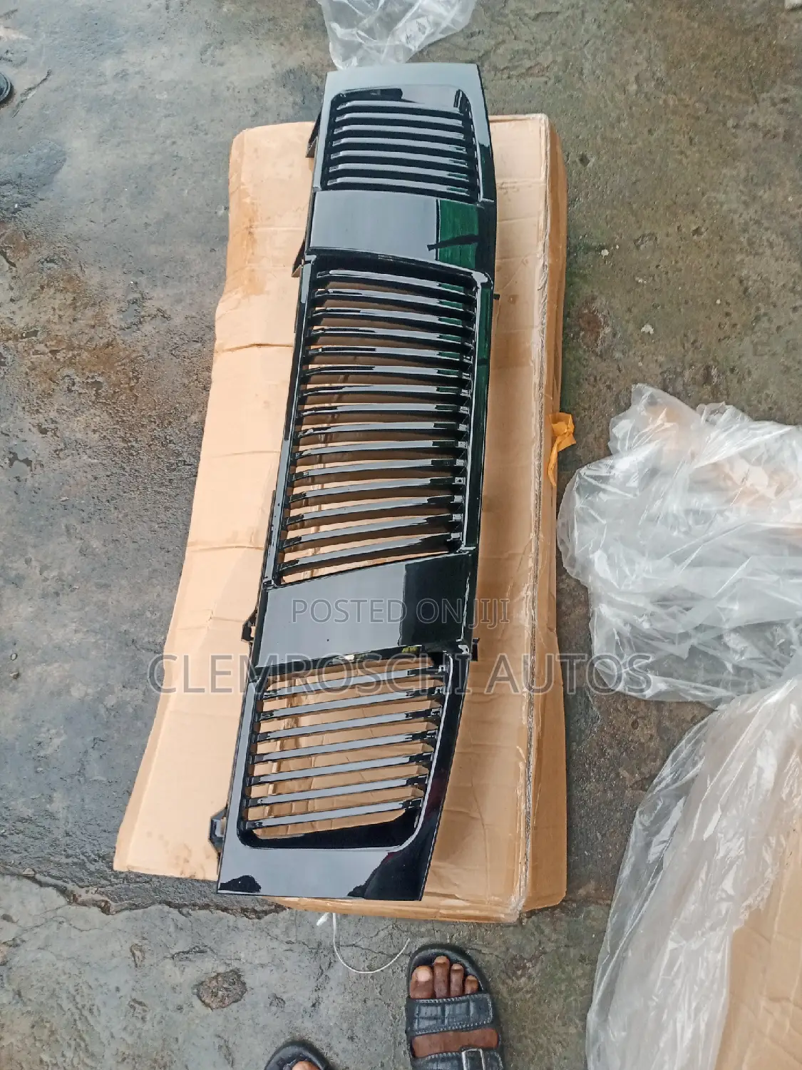 High Quality Certified Brand New Upgrade Front Grill Armada