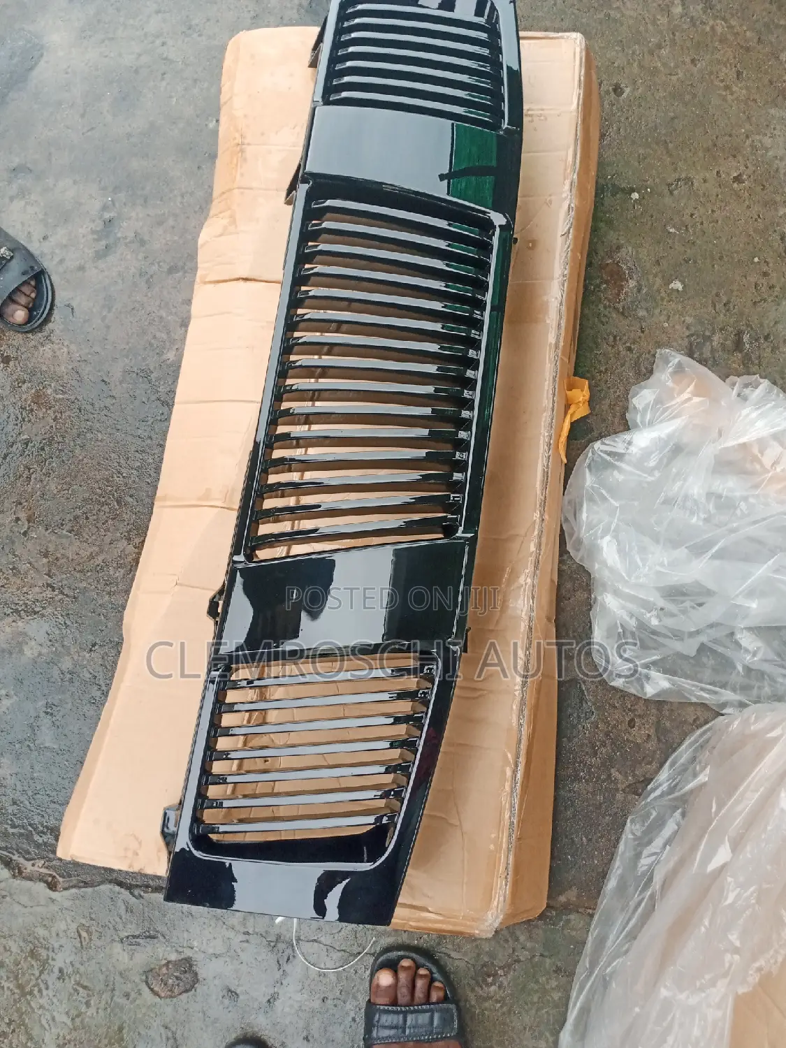 High Quality Certified Brand New Upgrade Front Grill Armada