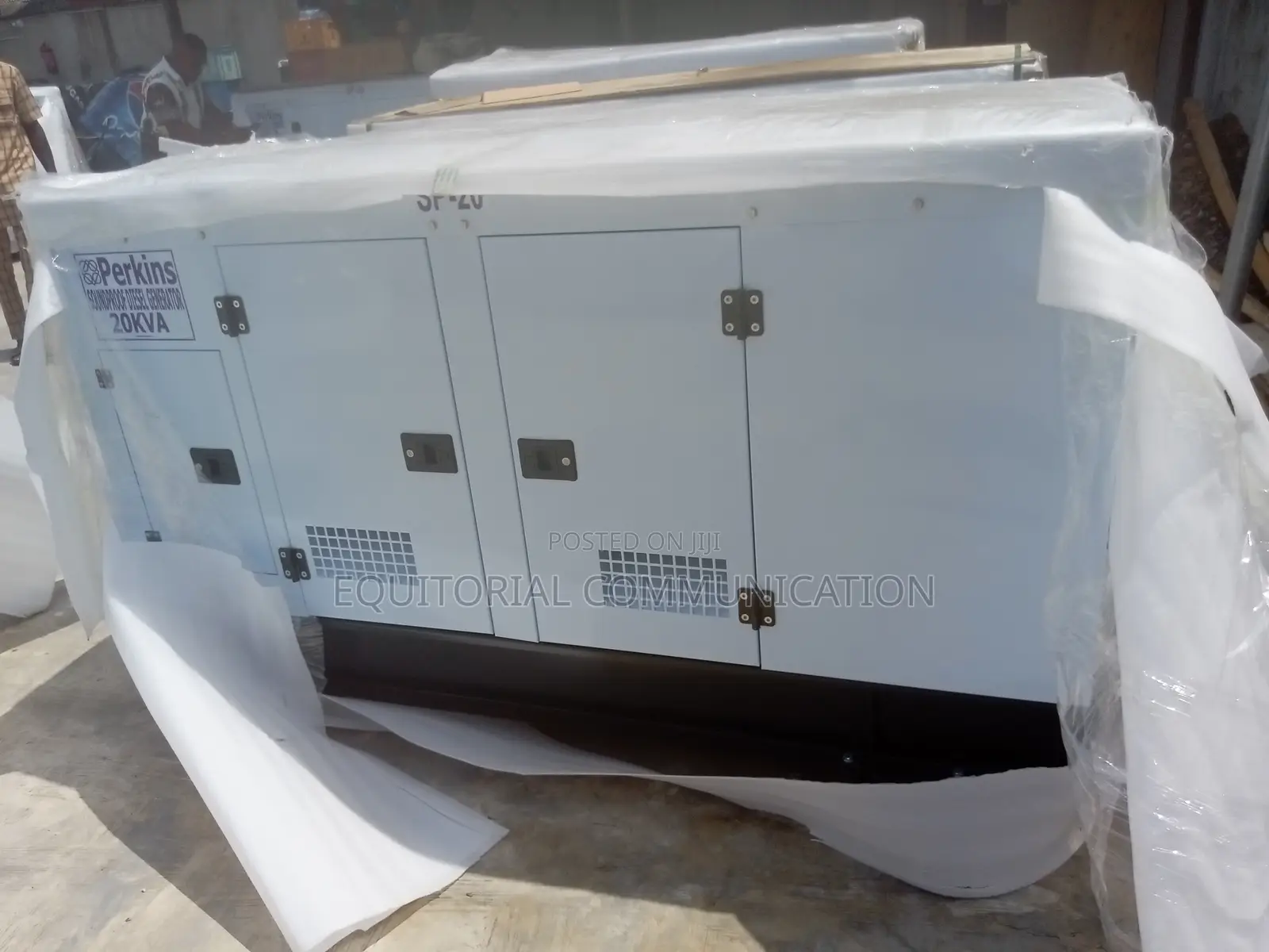 Soundproof 20kva Perkins Generator White