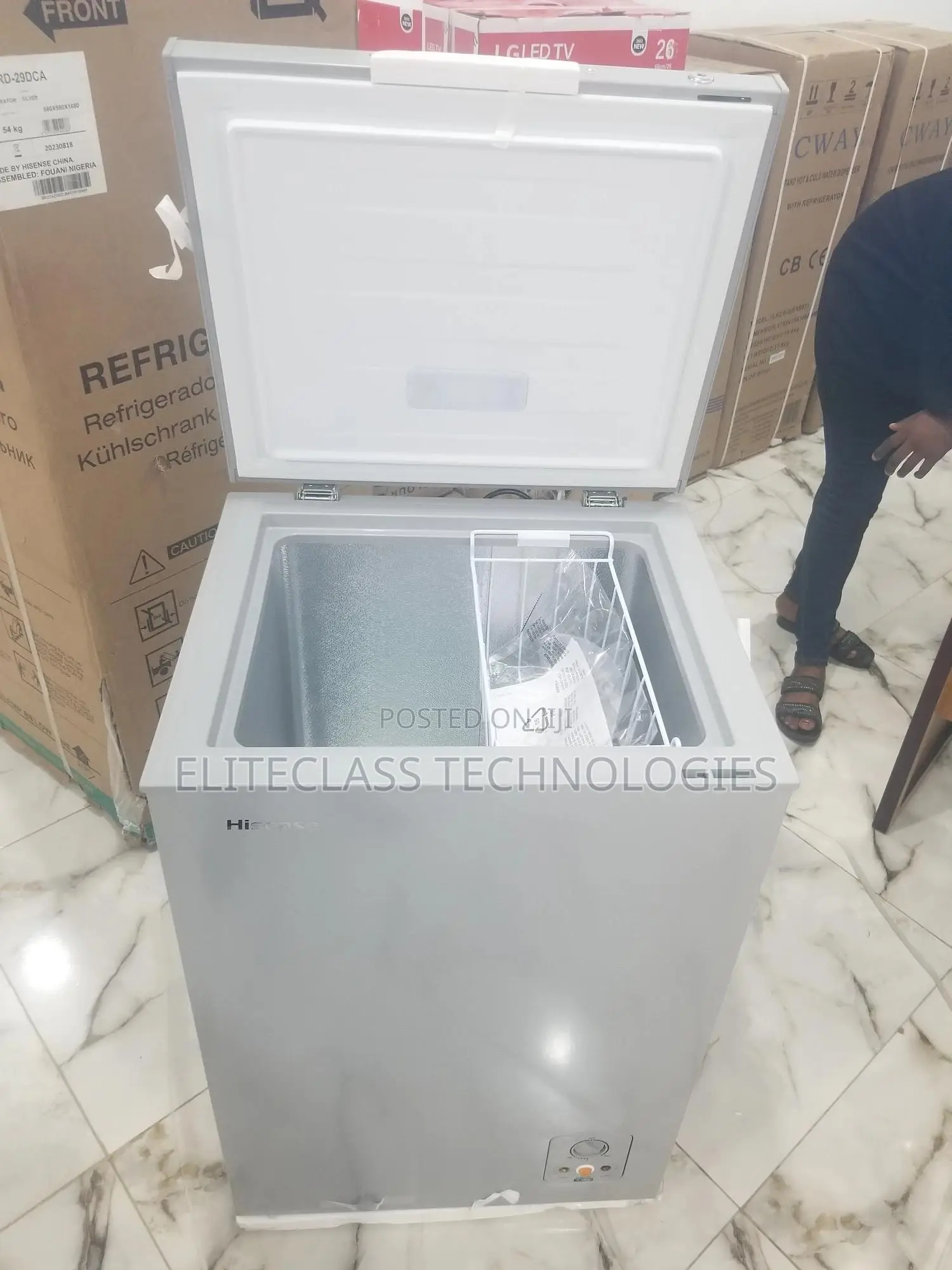 Hisense 90L Chest Freezer FC-120SH.