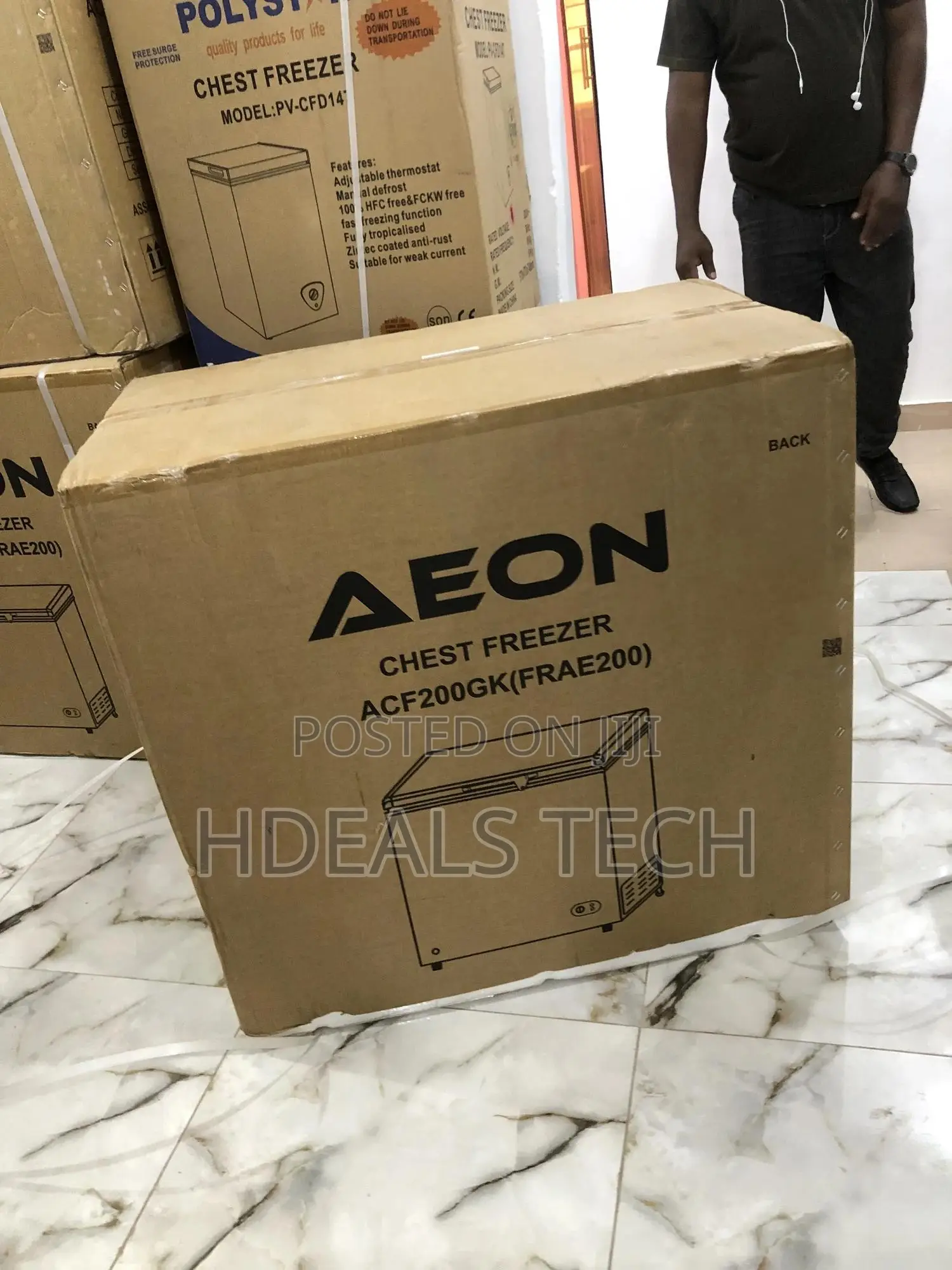 Super Fast Freeze Aeon Chest Freezer 200l
