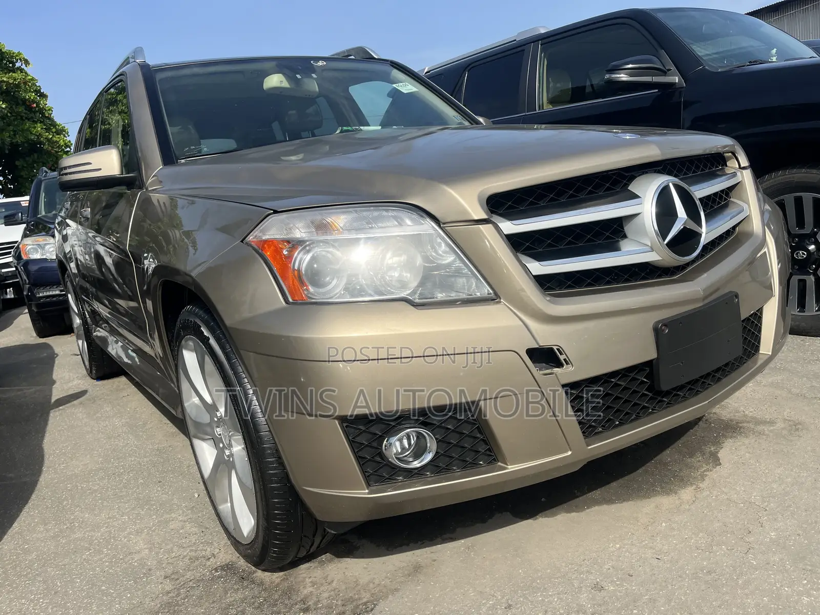 Mercedes-Benz GLK-Class 350 4MATIC 2011 Gold