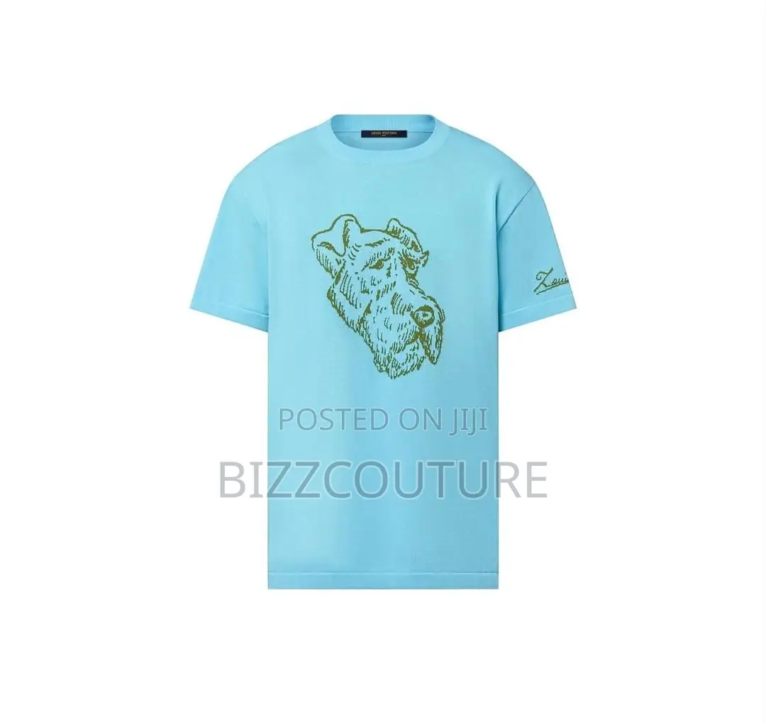Original LOUIS VUITTON T-Shirts Available in Store