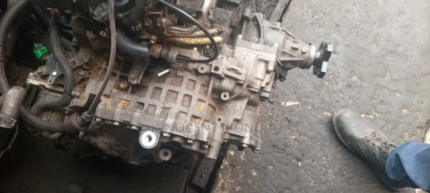 Transmission for Nissan Qashqai 2009.