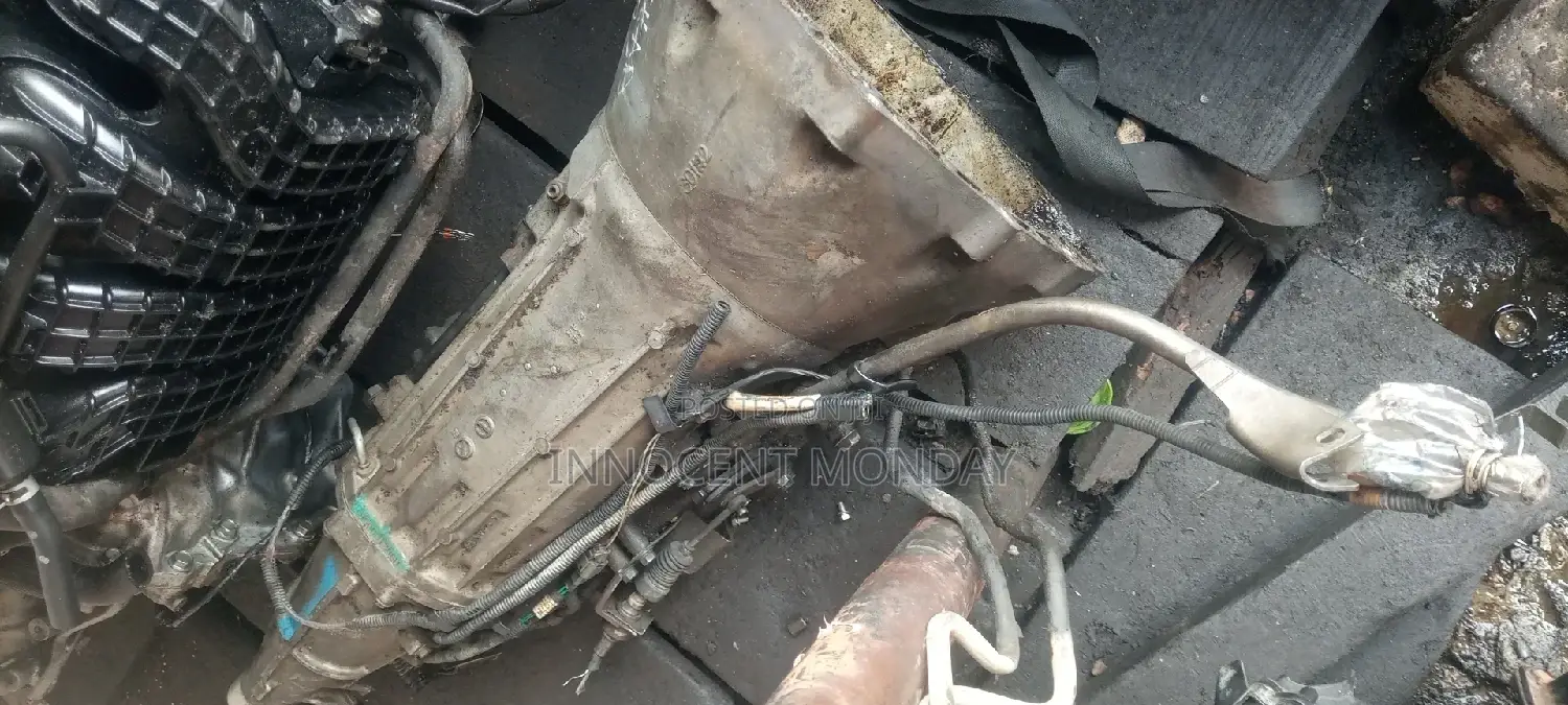 Nissan Pathfinder Gearbox 2 Wheel Drive.