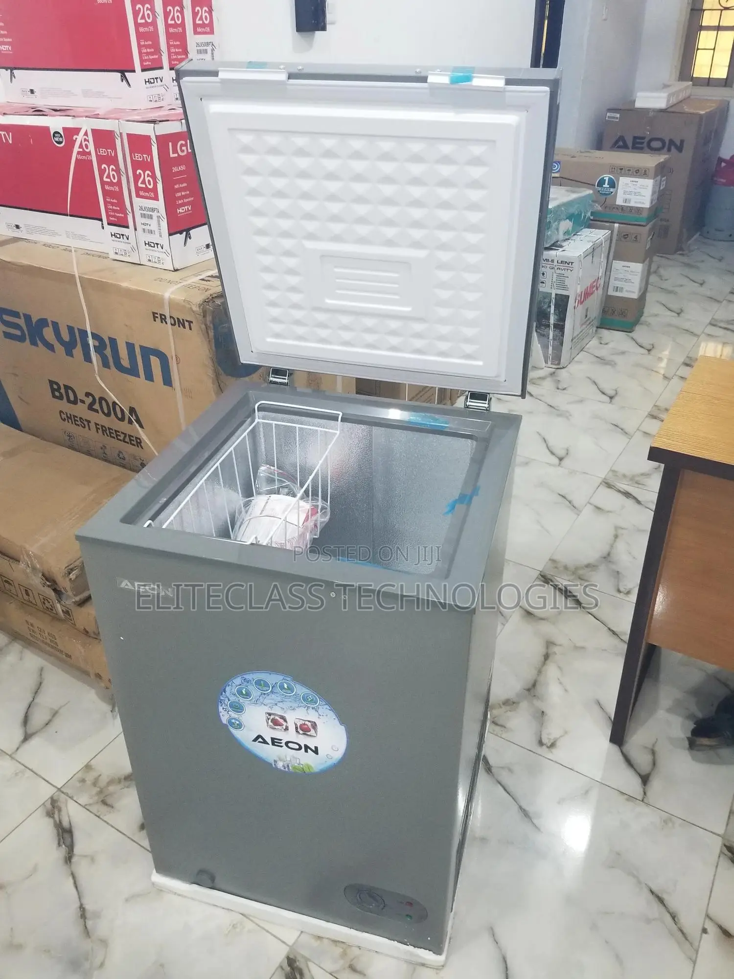 ACF100GK Aeon Chest Freezer - Affordable.