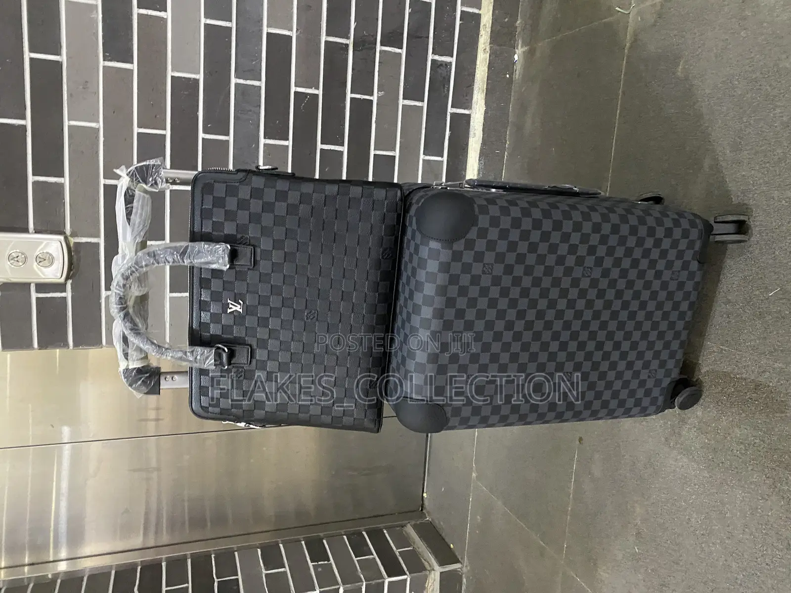 Lv Hand Luggage and Laptop Bag