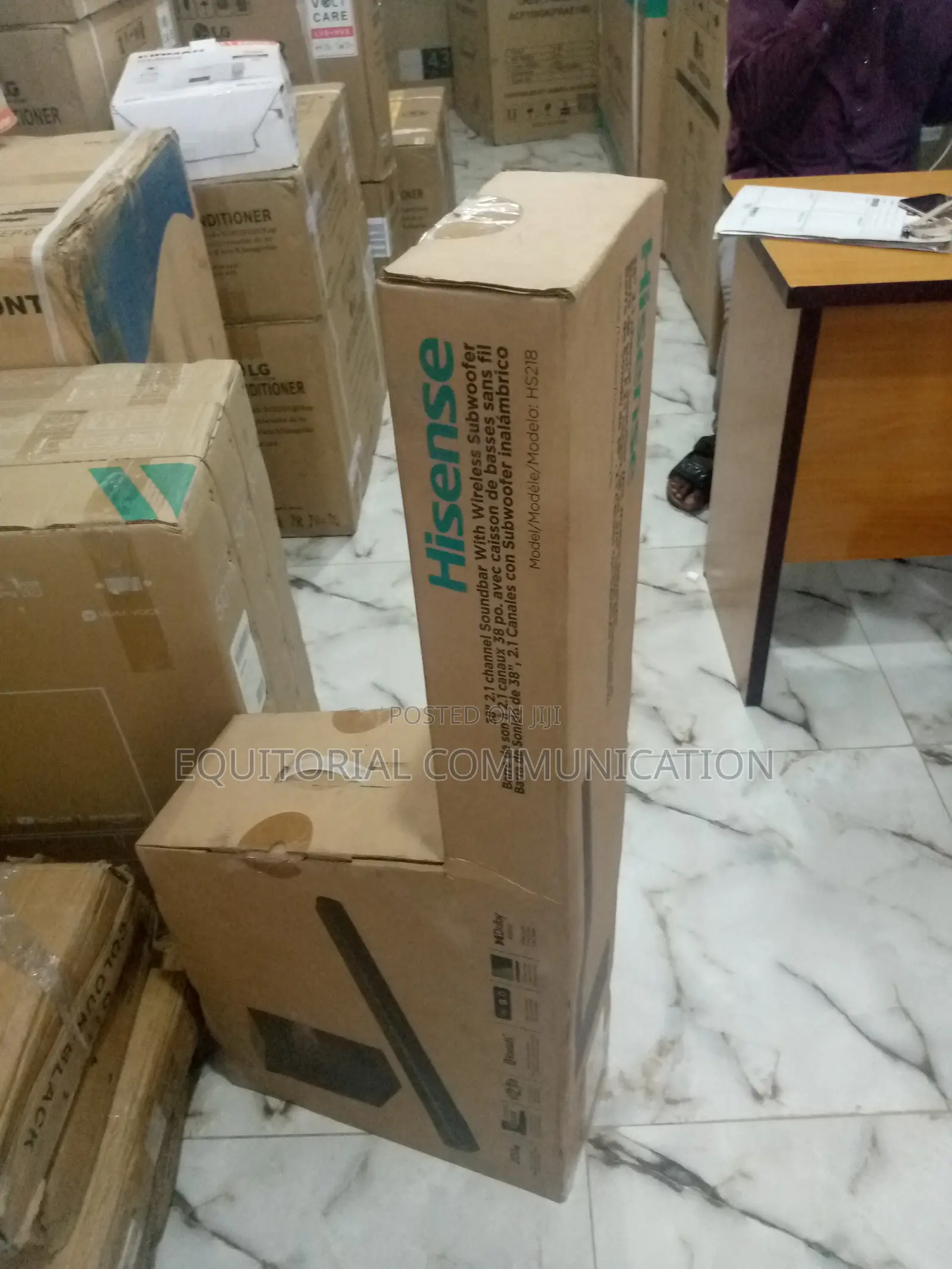 Hisense 200W 2.1ch With Wireless Subwoofer Sound Bar)