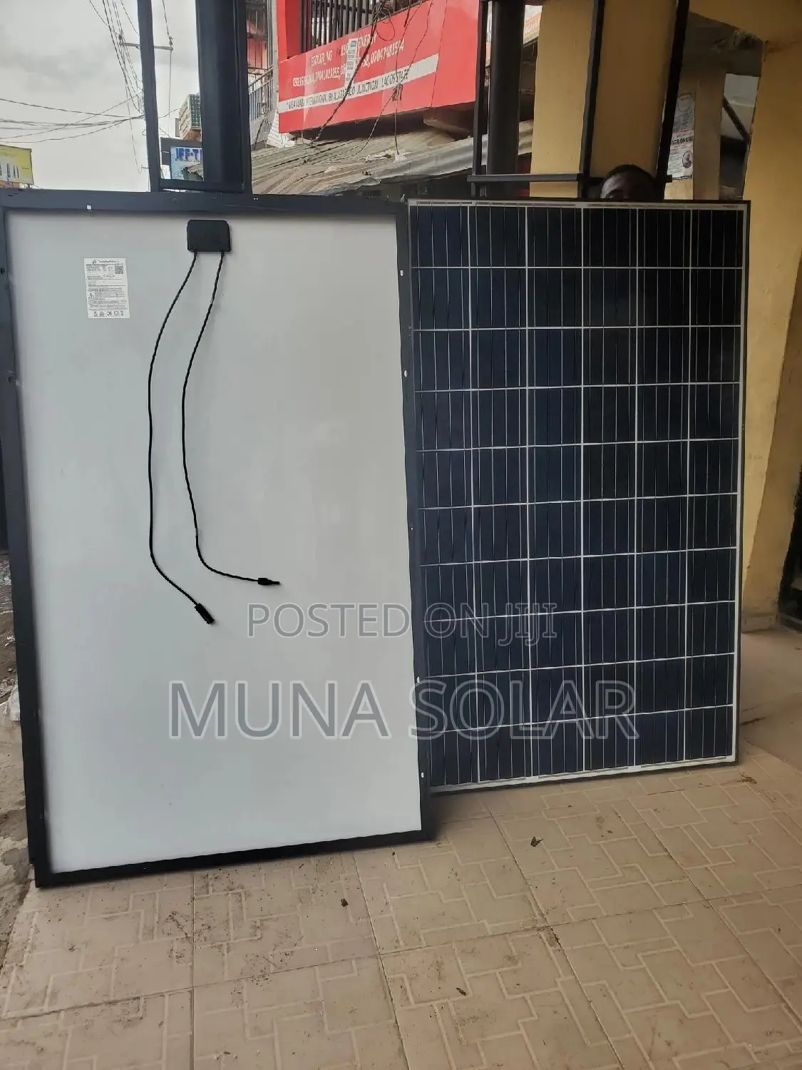 350watts 60cells All Black Canadian Panel