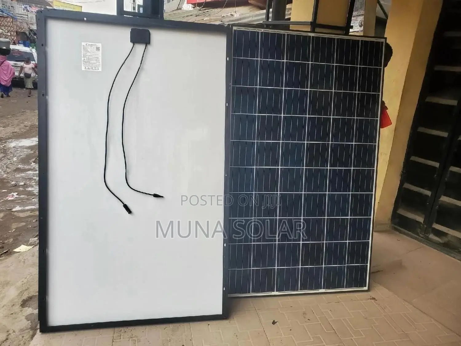 350watts 60cells All Black Canadian Panel