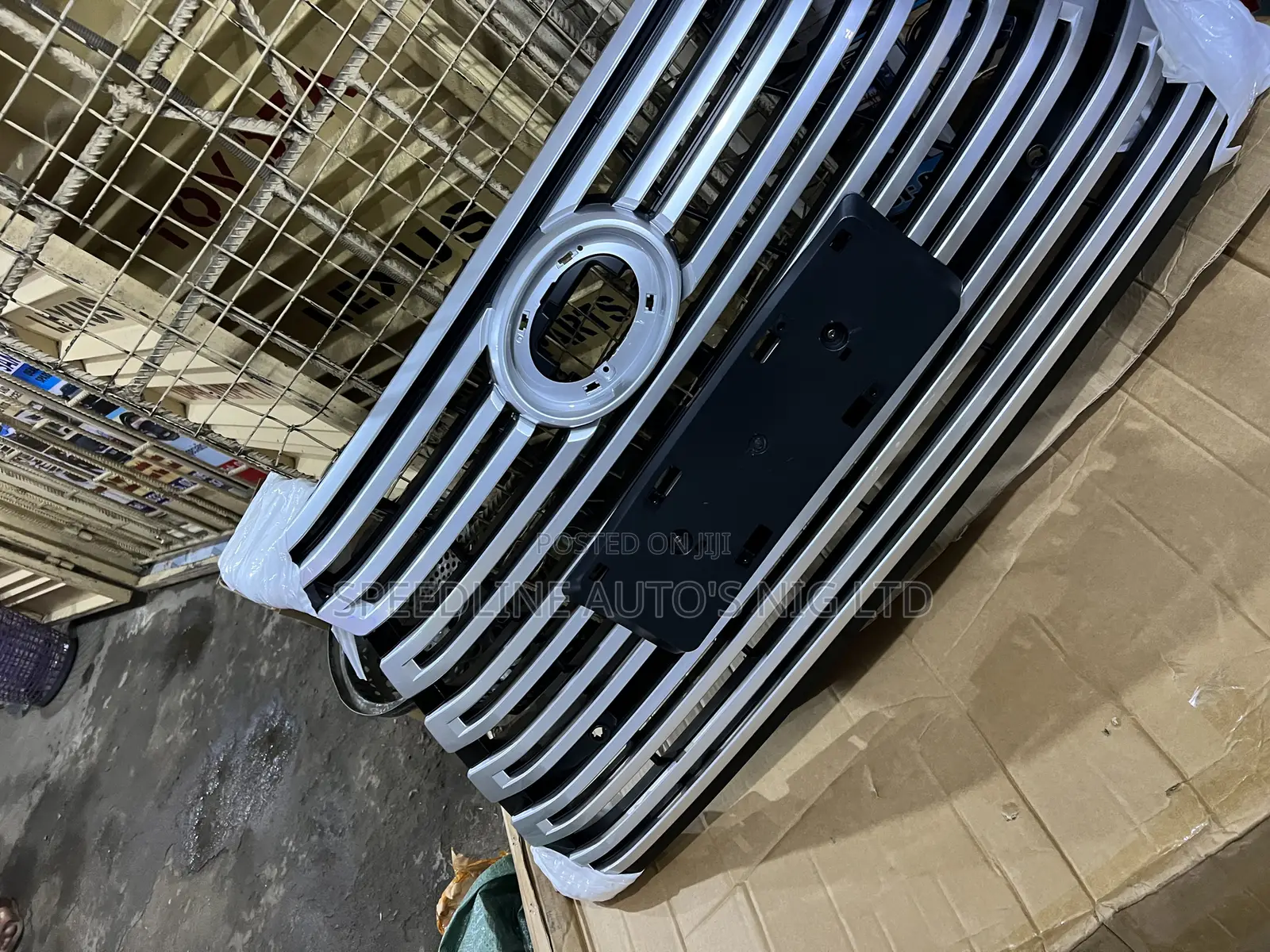 Complete Front Grille Lexus Lx600 2023/2024 Model