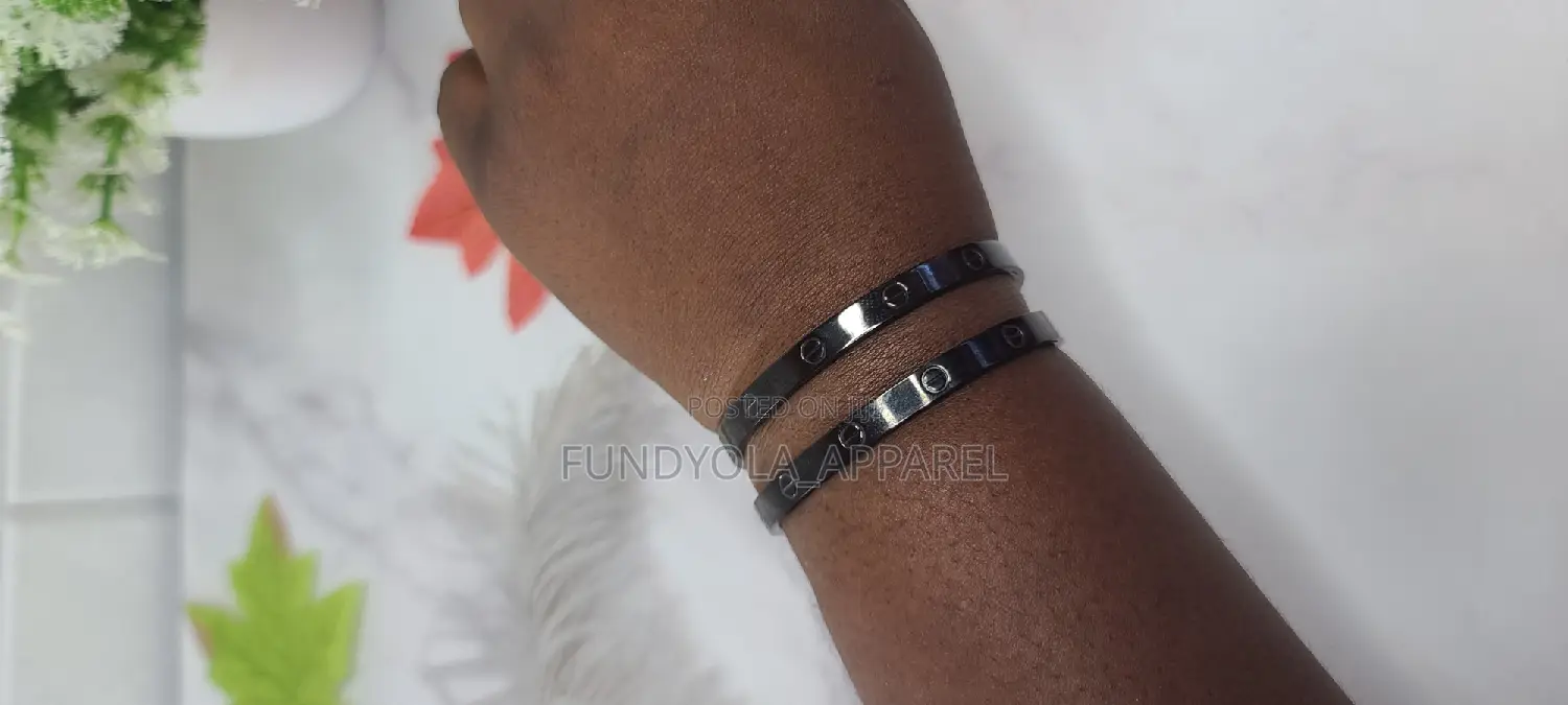 Beautiful Female Bangle