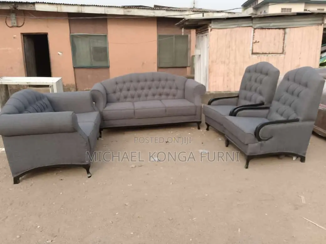 7 Seaters Luxurious Sofa