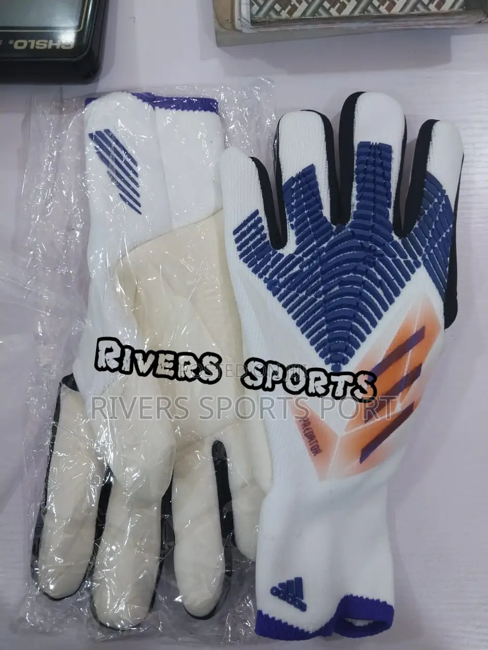 Adidas Predator Keeper's Glove