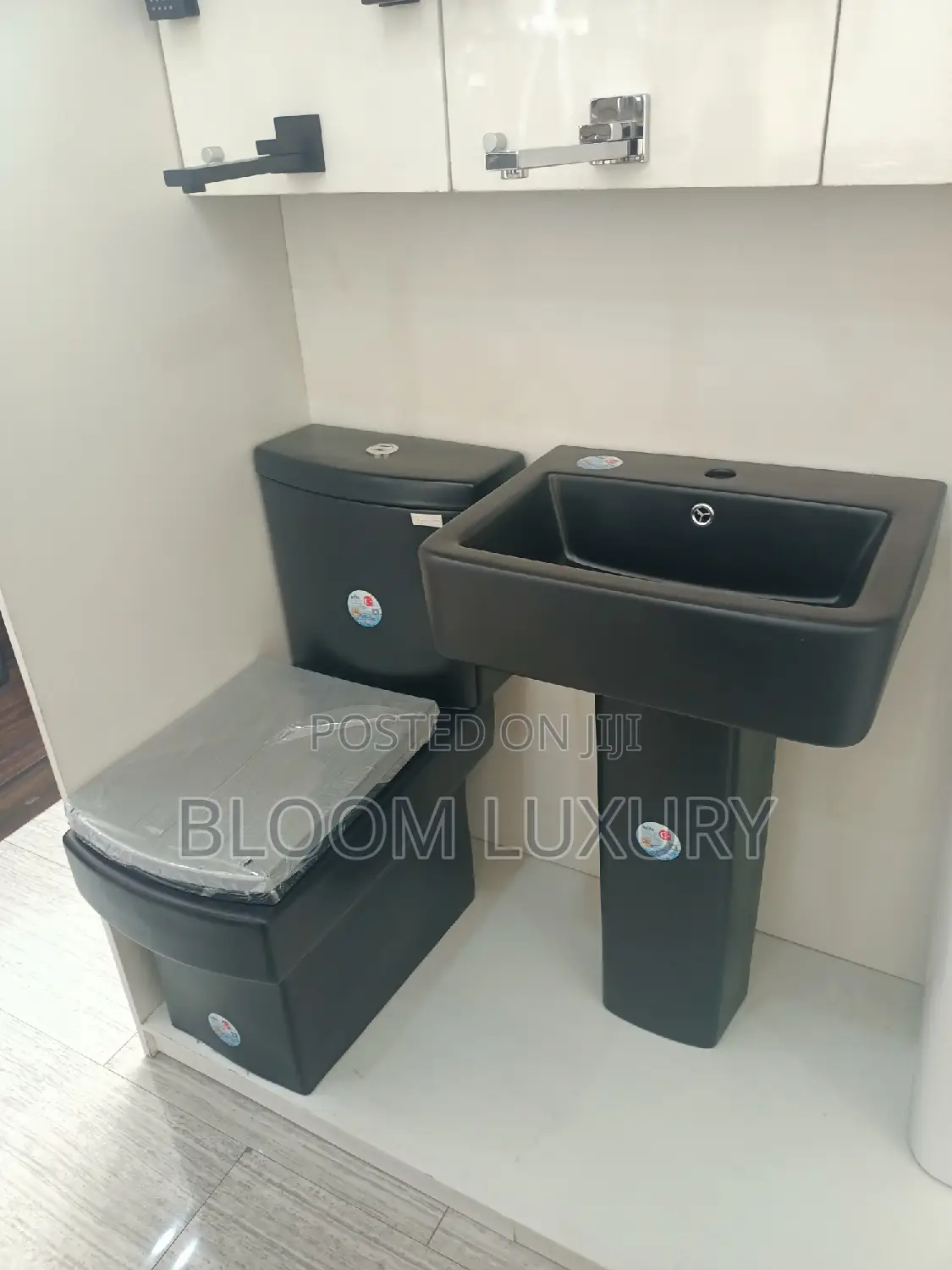 Matte Black Quality Water Closet