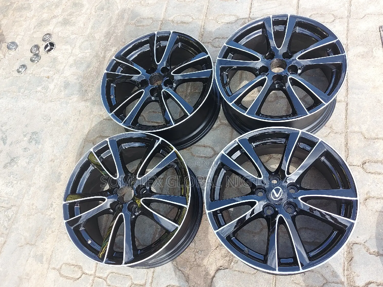 18rim Lexus Alloyed.