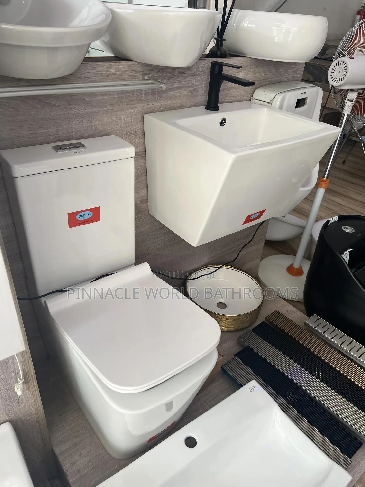 Master Italy Set Wc With Wall Basin