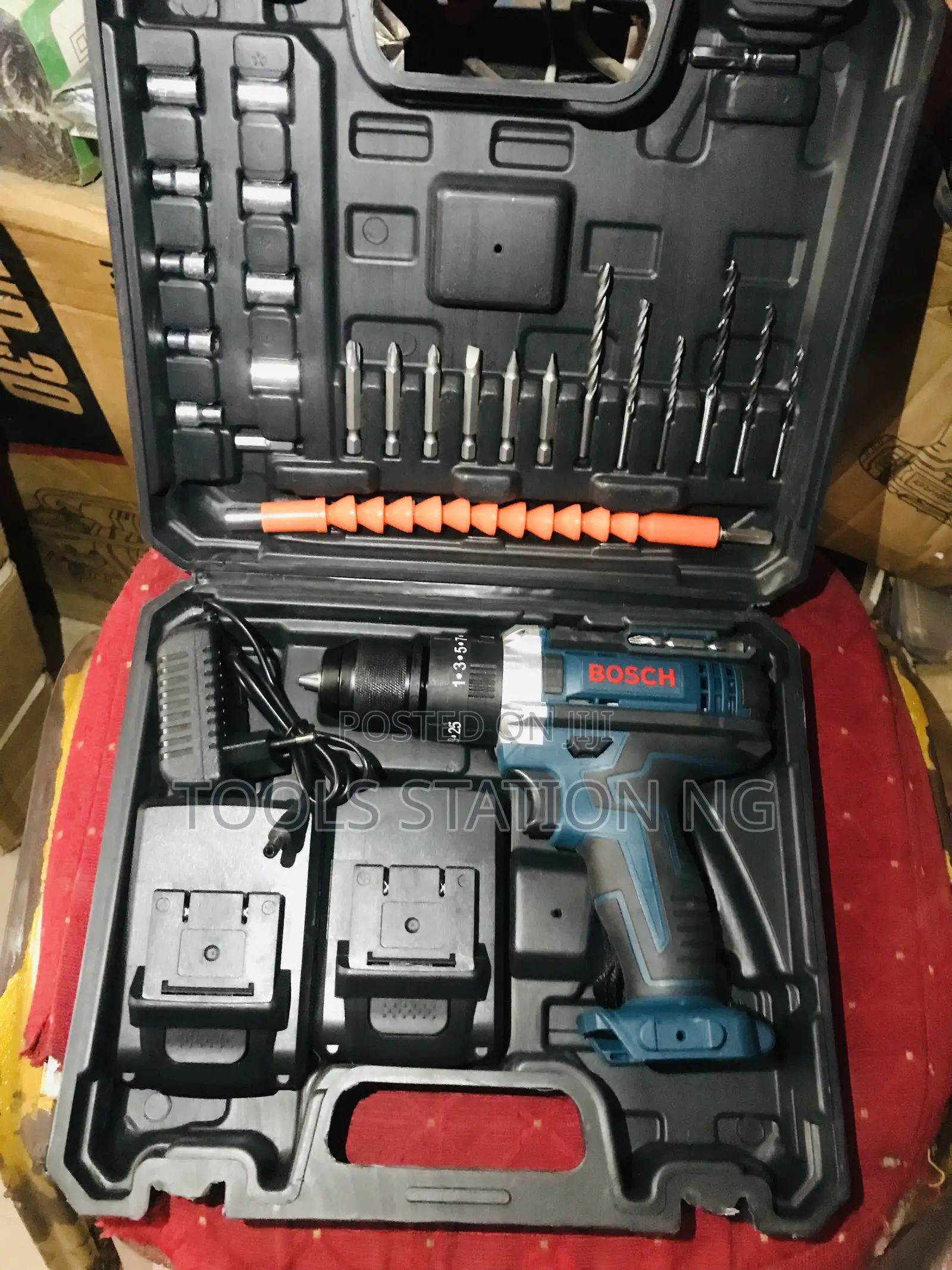 Screwing/Drilling Machine