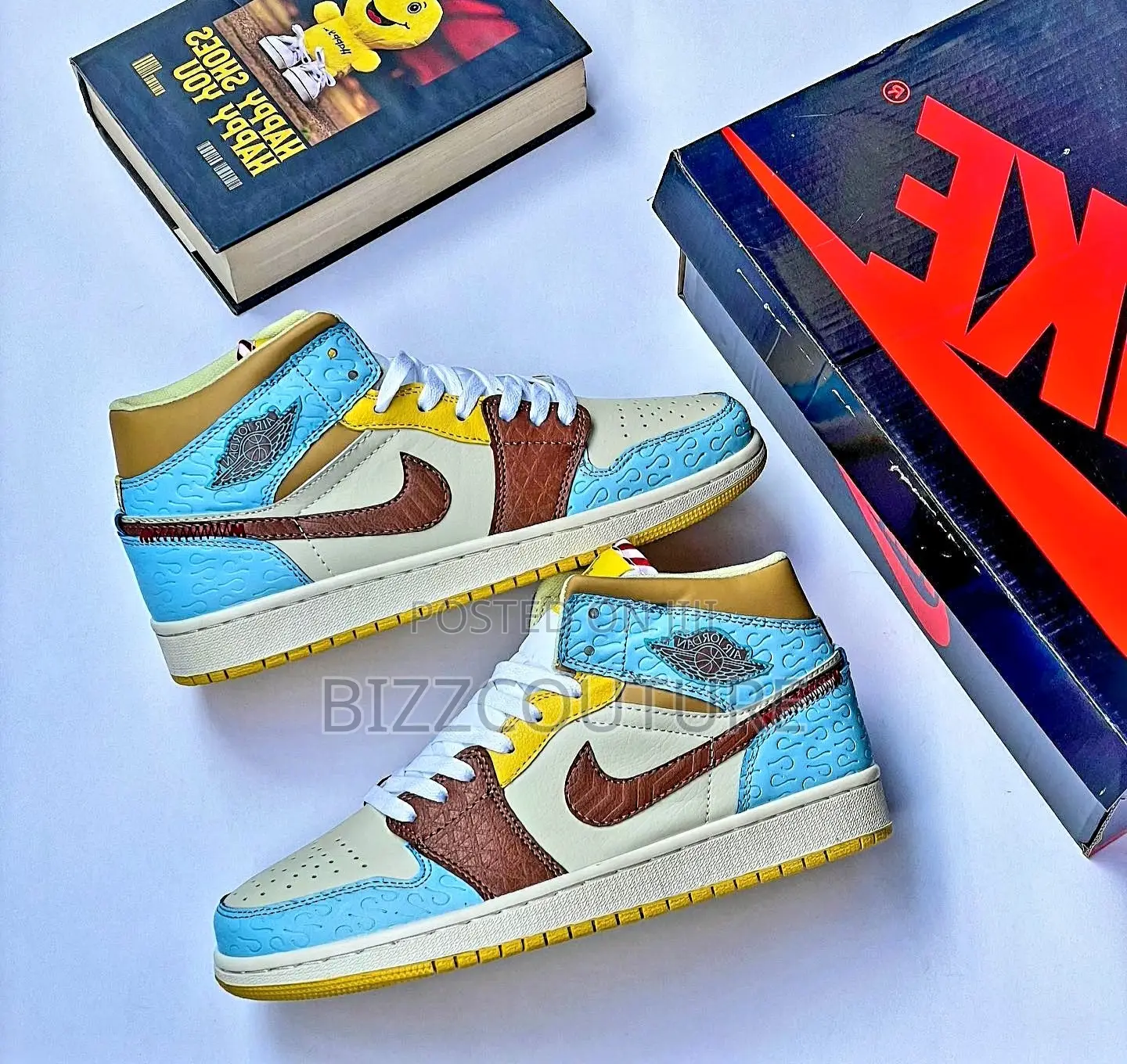 Original NIKE Air Jordan 1 Mid Sneakers Available in Store